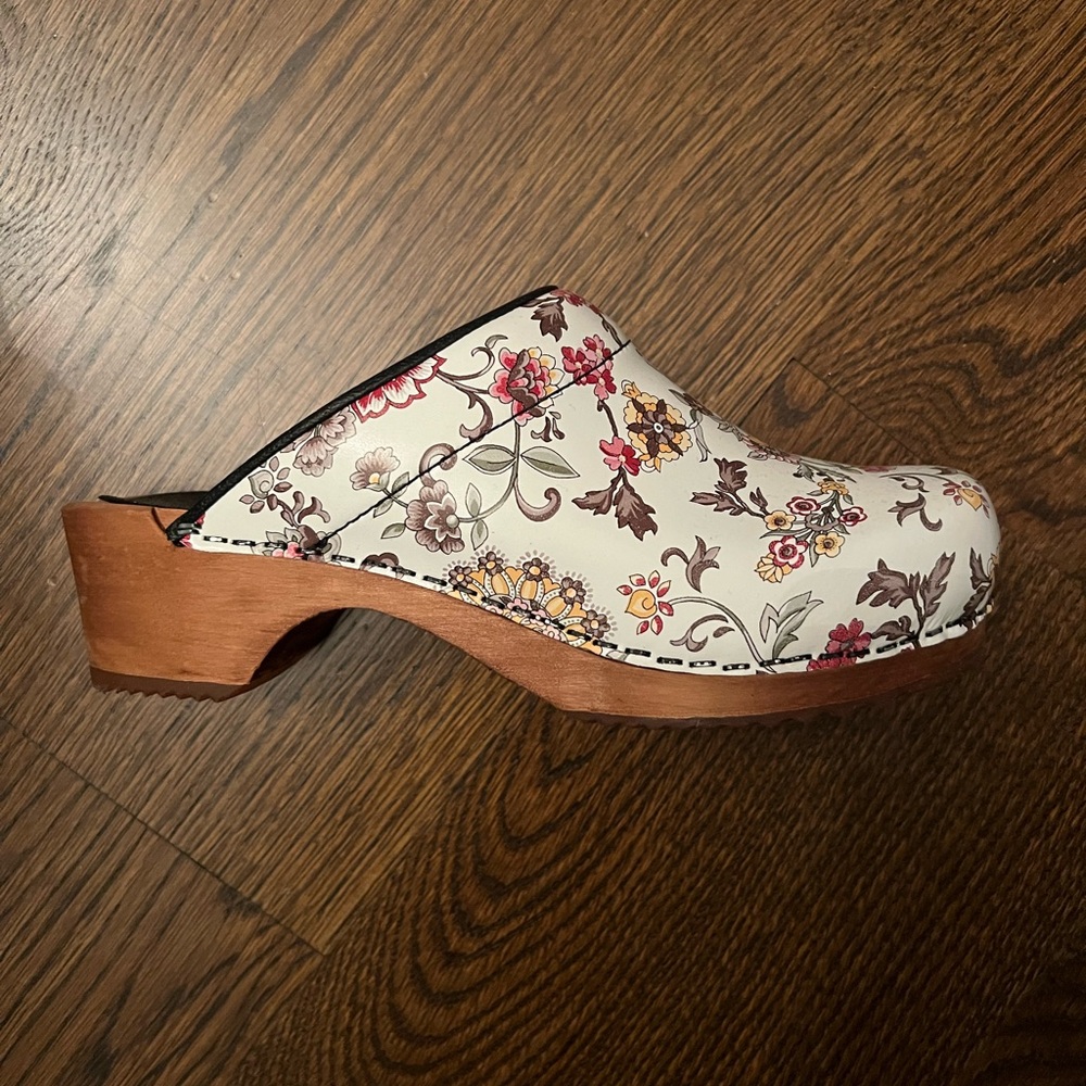 Sanita floral Women's Clogs